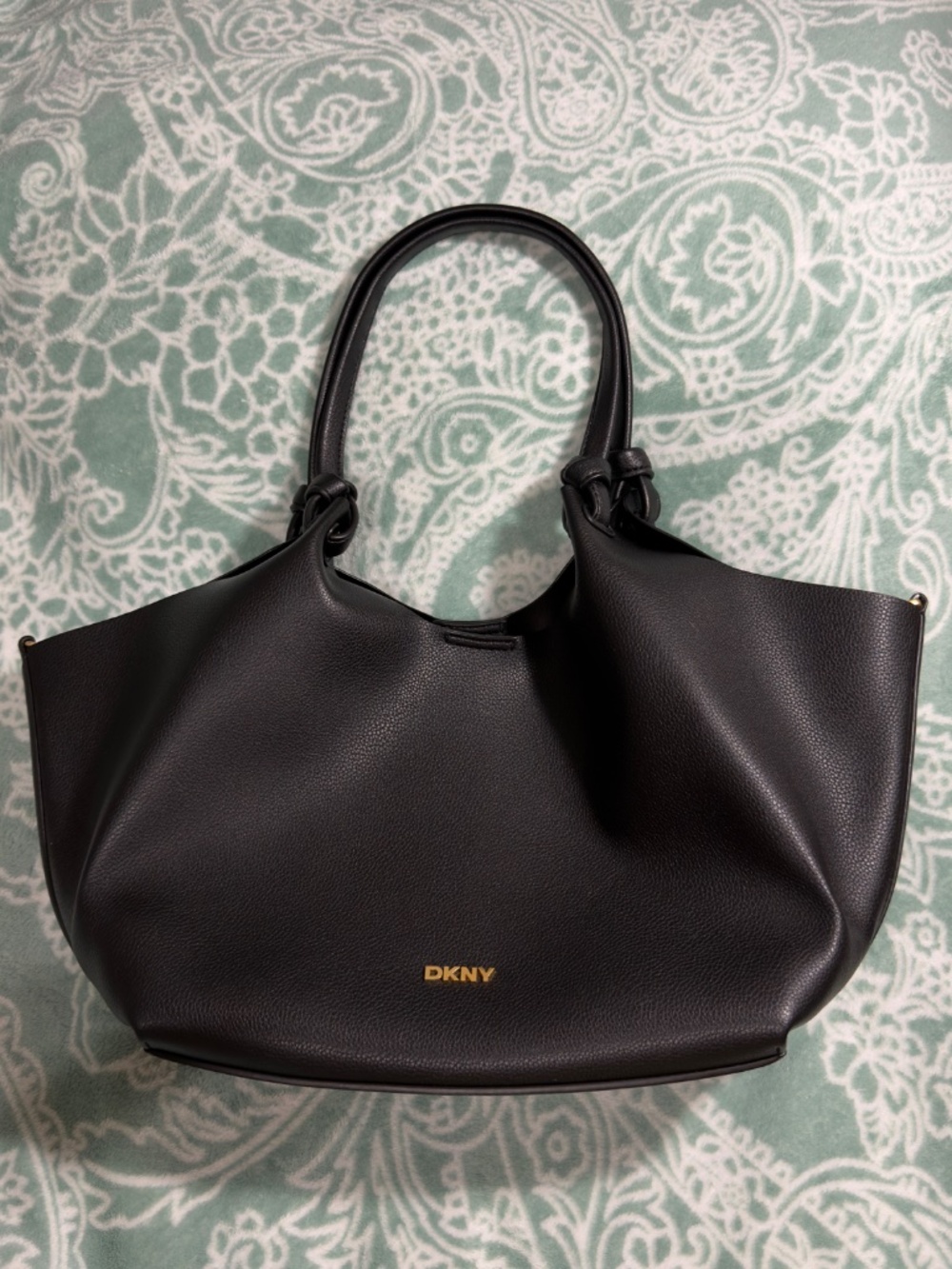 DKNY Black Leather Tote Bag – Excellent Condition
